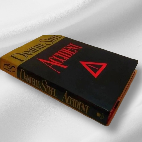 “Accident” Novel by Award Winning Author Danielle Steele-Fictional Novel - Picture 2 of 4